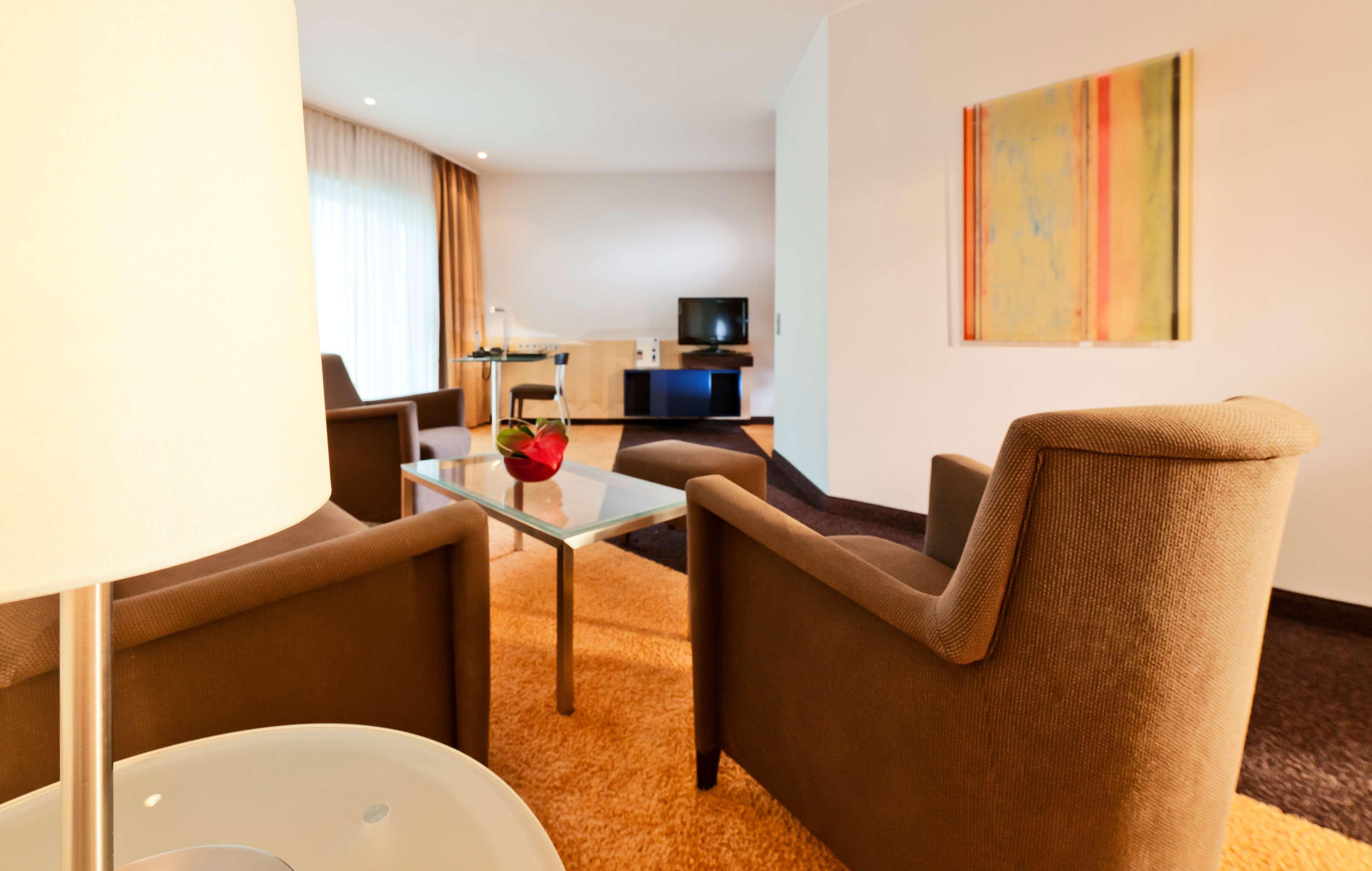 Dorint An Der Messe Koeln Hotel Ruang foto