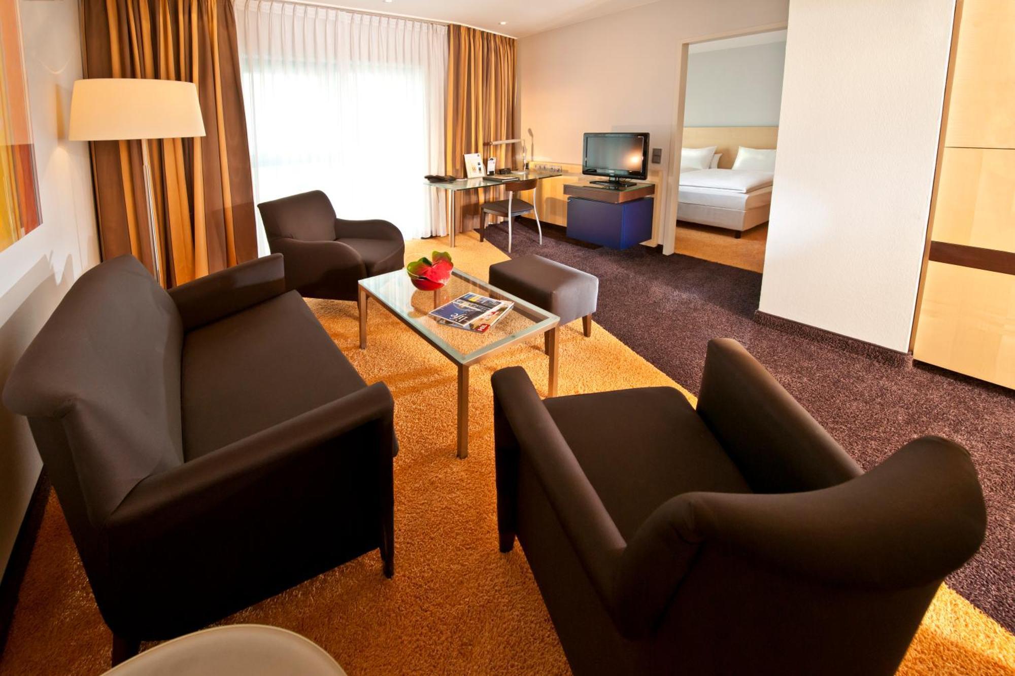 Dorint An Der Messe Koeln Hotel Bagian luar foto